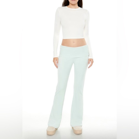 NWT Forever 21 Velour Foldover Flared Pants - Picture 3 of 5